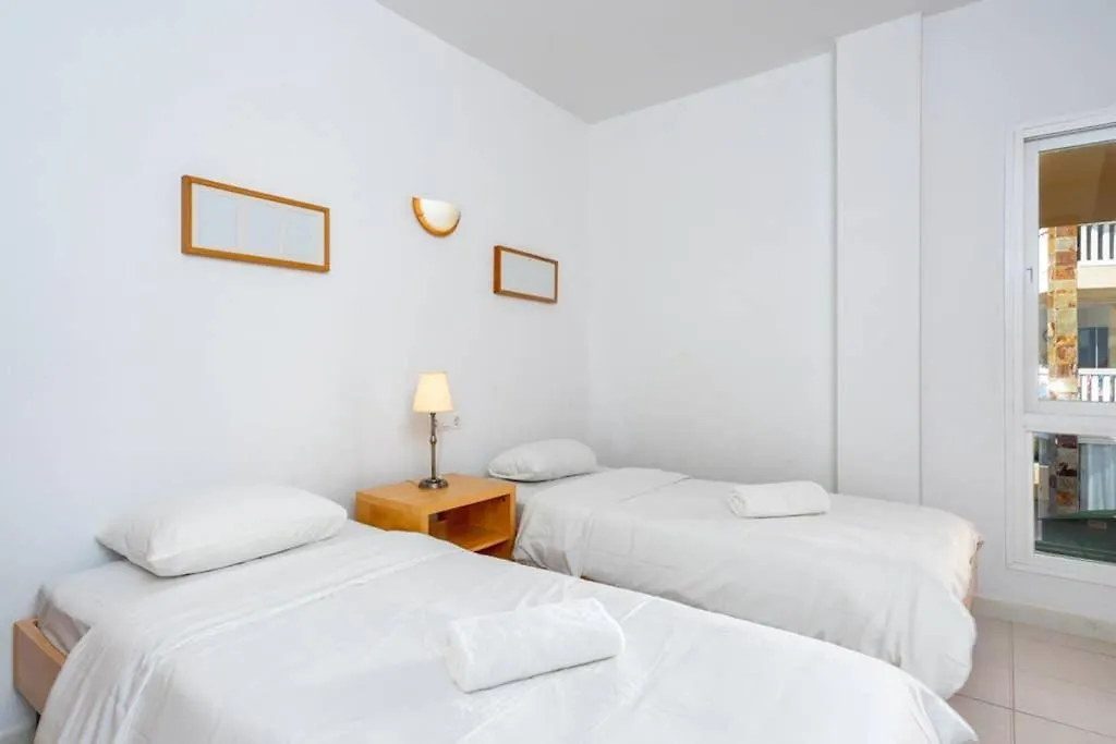 Lovely Seaview Apartment In El Higueron By Costarentals - Ref 106 Benalmadena